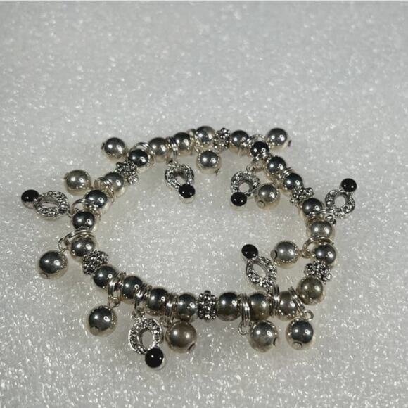 Silver Tone Black Sparkly Beaded Stretch Bracelet Deadstock New on Card Retro - Picture 6 of 13